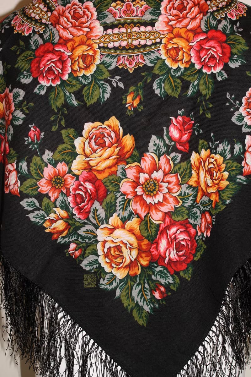 Authentic Pavlovo Posad Russian Shawl Scarf Soft 100% Wool 89x89 cm 1825-18