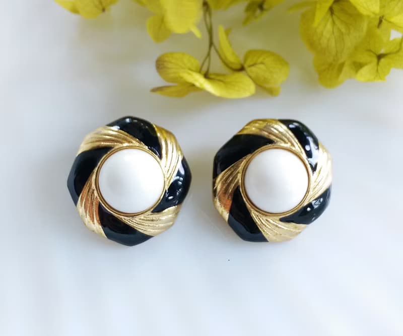 Vintage Jewelry 西洋古董飾品 典雅 雙色白珠 夾式耳環