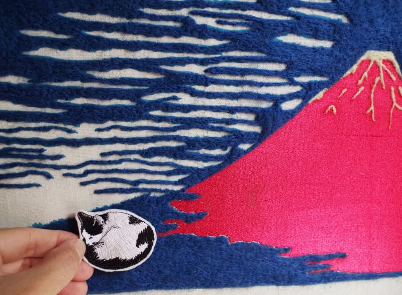 貓 刺繡別針 /刺繡貼(1個) __ 刺繡、聖誕禮物、插畫、免運 cat
