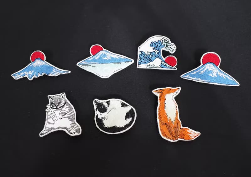 貓 刺繡別針 /刺繡貼(1個) __ 刺繡、聖誕禮物、插畫、免運 cat