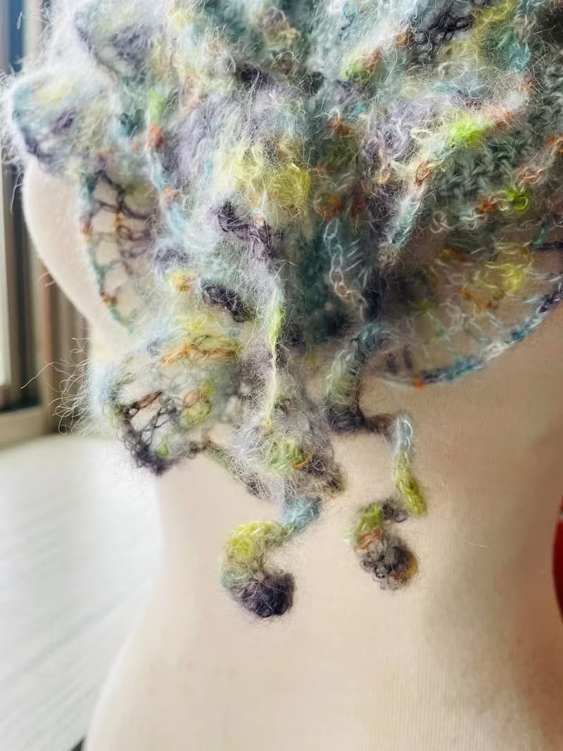 革物製織|手染蠶絲羊毛海披肩圍巾_綠精靈系