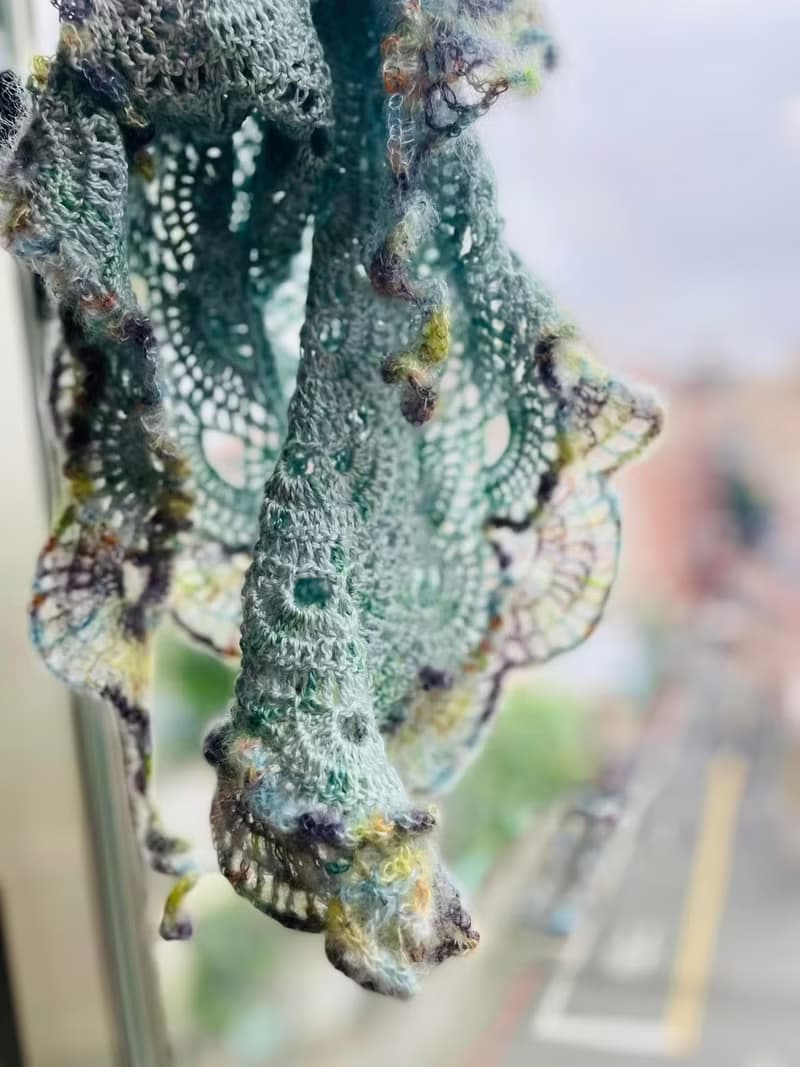 革物製織|手染蠶絲羊毛海披肩圍巾_綠精靈系