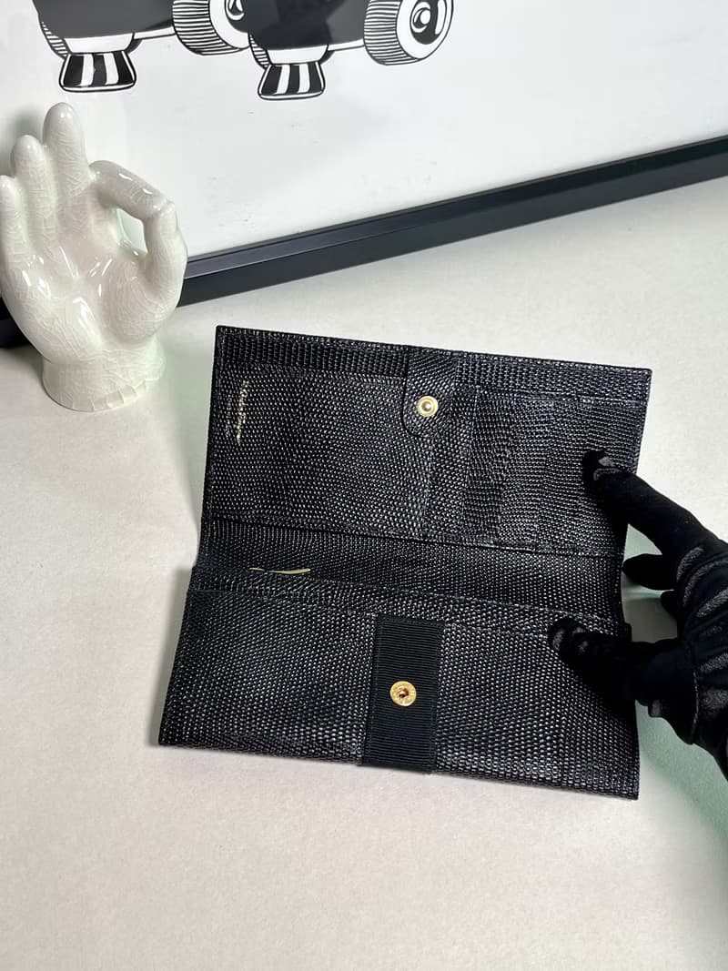 Ferragamo Long Wallet 深藍色錢包長夾小手袋 送肩帶 中古美品