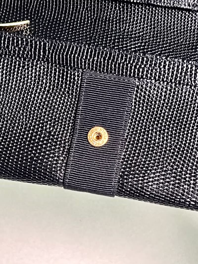 Ferragamo Long Wallet 深藍色錢包長夾小手袋 送肩帶 中古美品