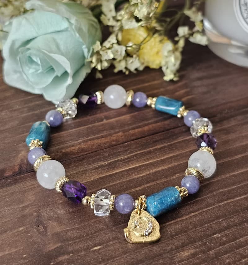 忒亞女神- 白幽靈/藍磷灰石/坦桑石/紫水晶/白水晶/好運/水晶手鍊