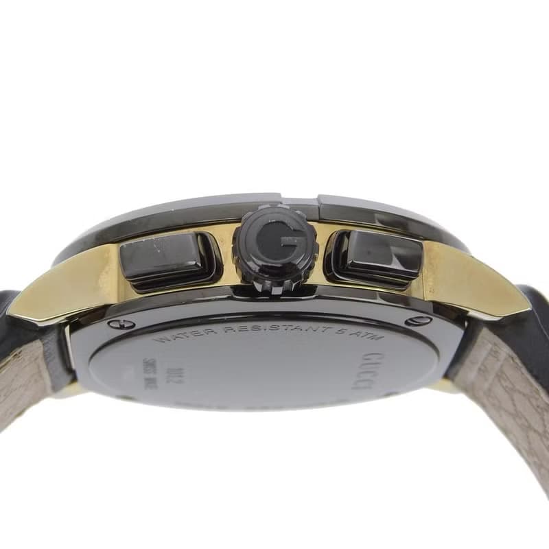 【日本直送】グッチ GUCCI Gクロノ 腕時計 101.2 SS × 型押しレザー クオーツ クロノグラフ 黒文字盤 メンズ【中古】