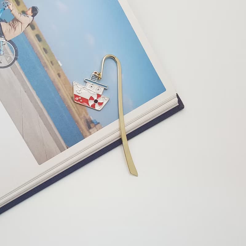 cute boat-shaped book mark, boat,sea