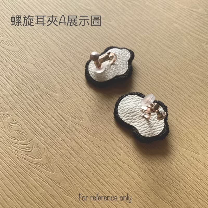 | 茷 | 耳針/耳夾 | #218 | 手刺繡茷花耳環 - 綻放的桔梗