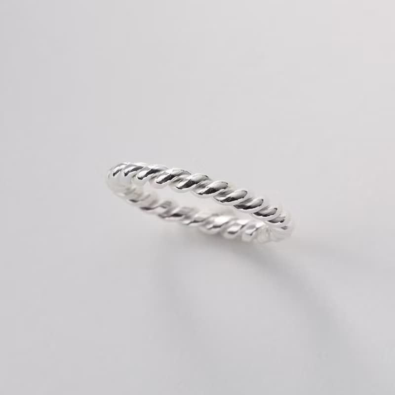 【情人節禮物】麻花戒 (單隻) 925純銀 對戒 婚戒 尾戒 細戒