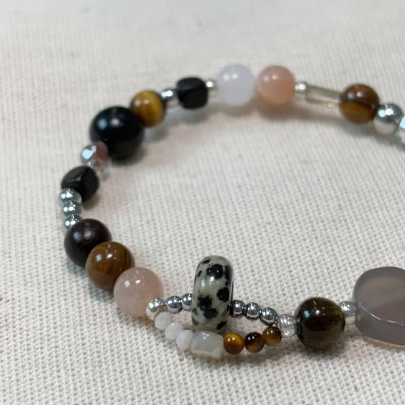 Chestnut Gemstone Bracelet 048