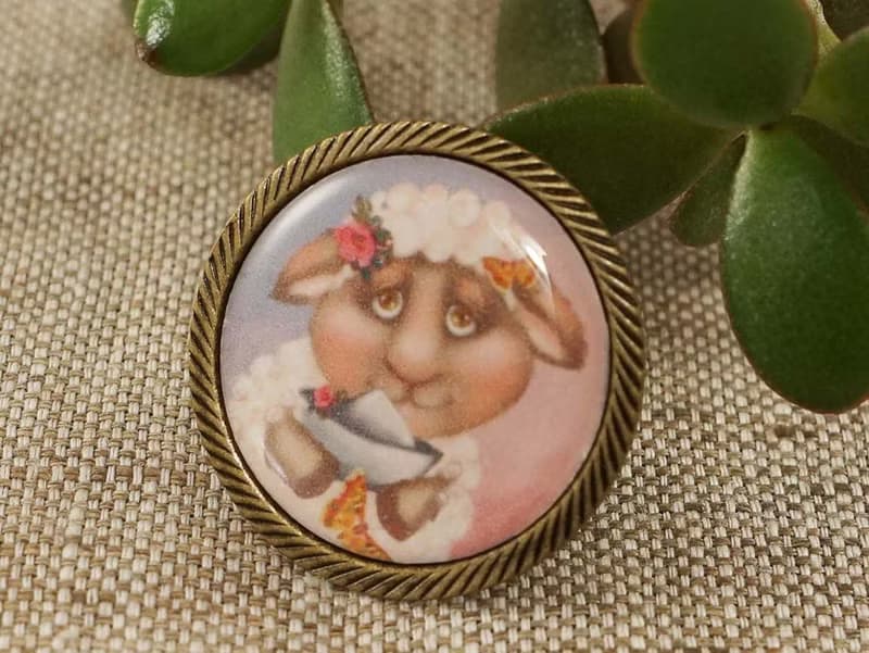 Cute Sheep Aries Powder Pink Dusty Rose Round Jewelry Brooch Pin Gift for Aries