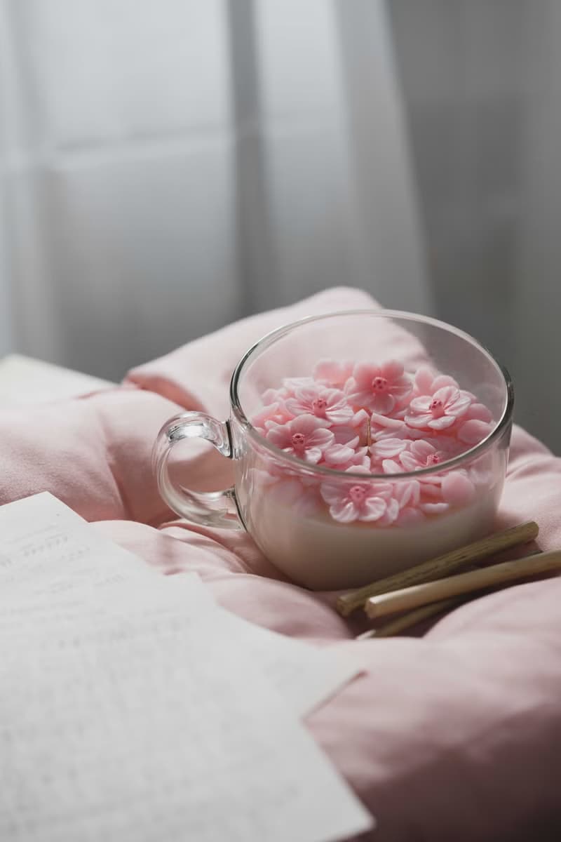 漂浮河津櫻花 • 茶杯蠟燭