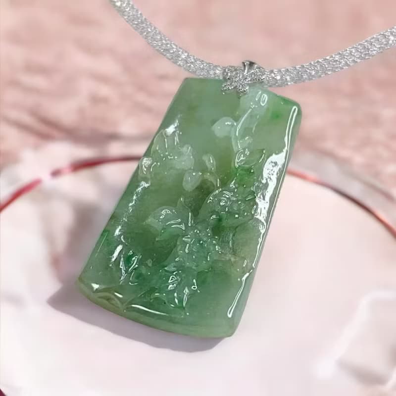 冰種飄綠翡翠巧雕蝶戀花項鍊 | 天然緬甸玉A貨翡翠 | 送禮