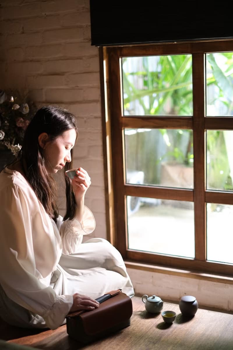 春遊旅行_懷汝_輕羽滿富壺+兩杯組+一茶罐