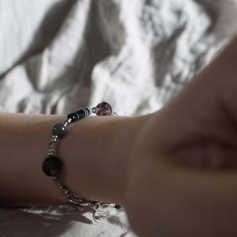 ll 下午茶系 - 黑森林蛋糕 ll 黑拉長石 茶水晶 黑瑪瑙 BR-00019