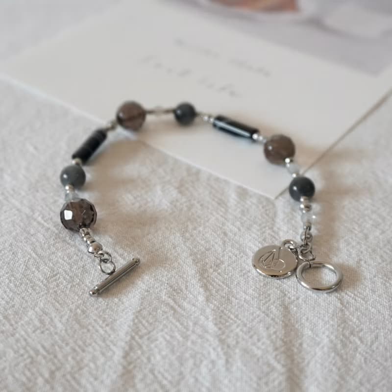 ll 下午茶系 - 黑森林蛋糕 ll 黑拉長石 茶水晶 黑瑪瑙 BR-00019