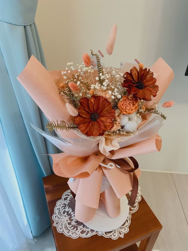 羽葉乾燥花束  畢業花束  送禮 生日禮  韓式花束 太陽花