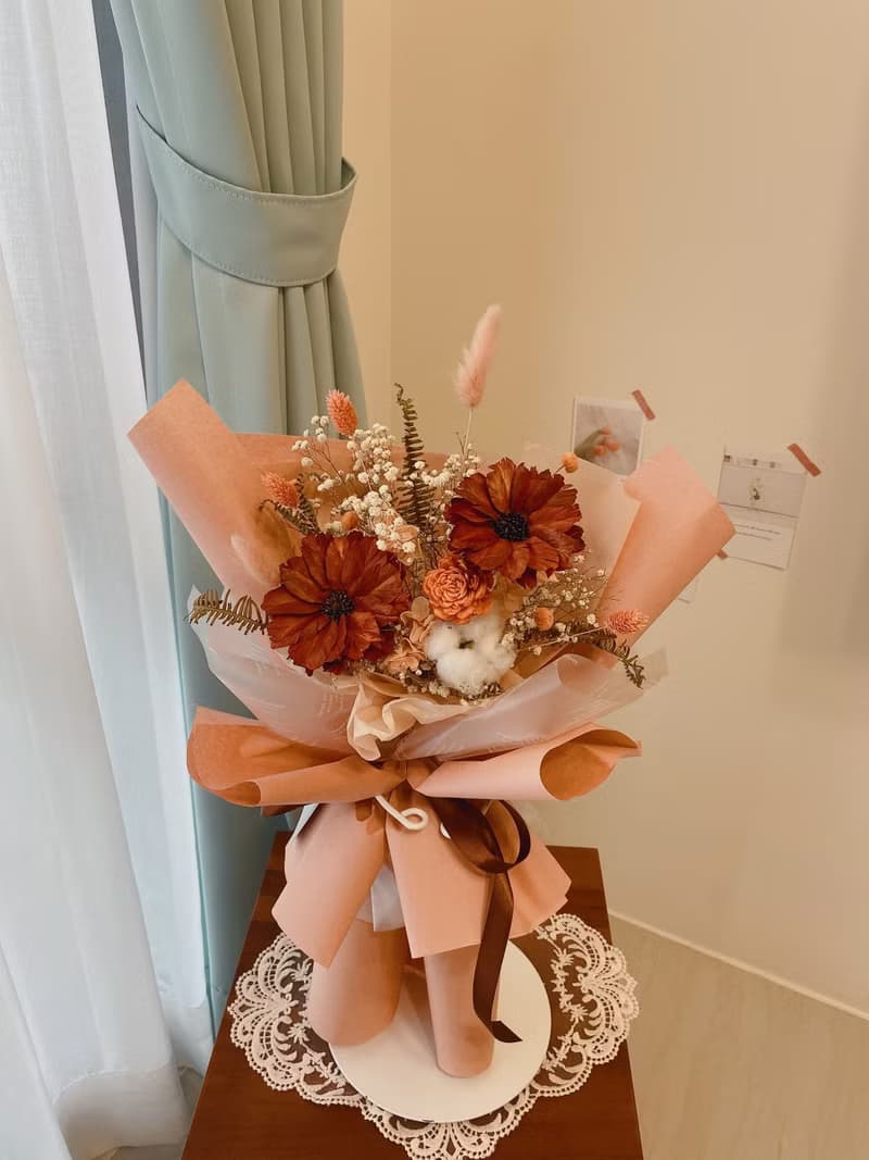 羽葉乾燥花束  畢業花束  送禮 生日禮  韓式花束 太陽花