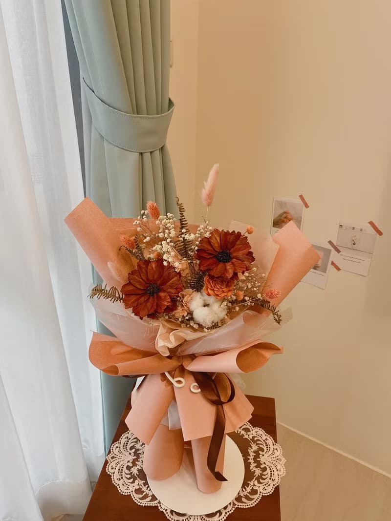 羽葉乾燥花束  畢業花束  送禮 生日禮  韓式花束 太陽花