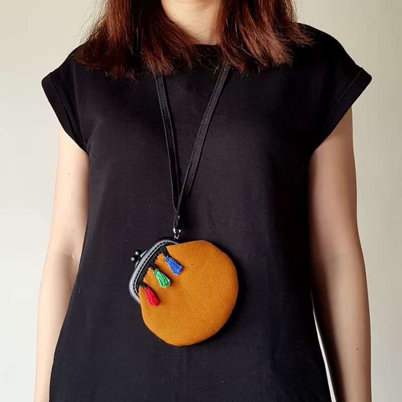 古著風格多彩流蘇塑膠口金零錢包/褐色/加大款