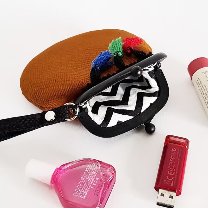 古著風格多彩流蘇塑膠口金零錢包/褐色/加大款