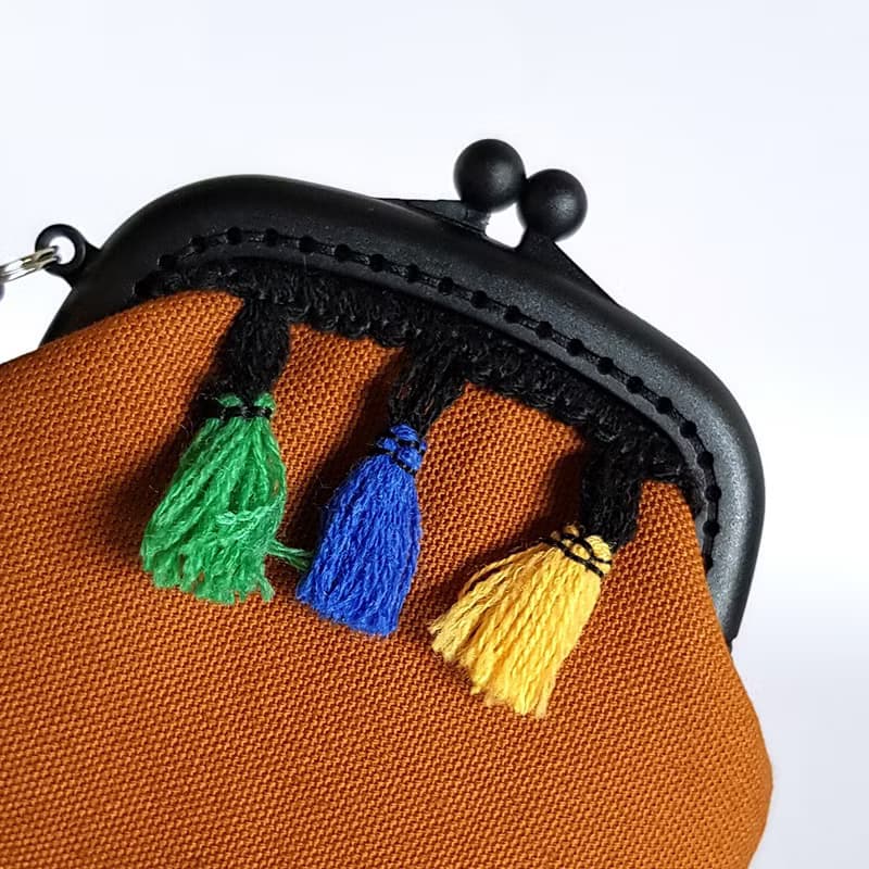 古著風格多彩流蘇塑膠口金零錢包/褐色/加大款