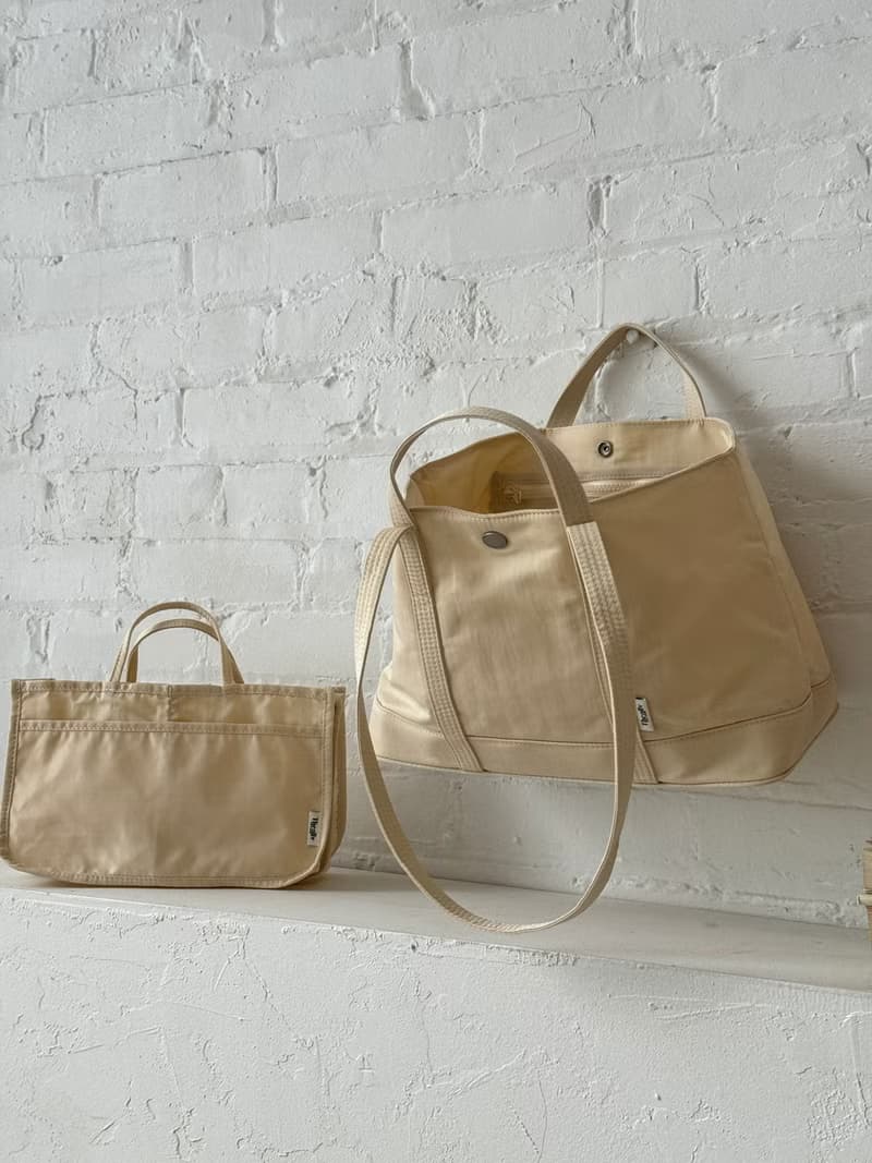 韓國 The Ally | MOLLY BAG (附化妝小包) | 運動包 | 米色