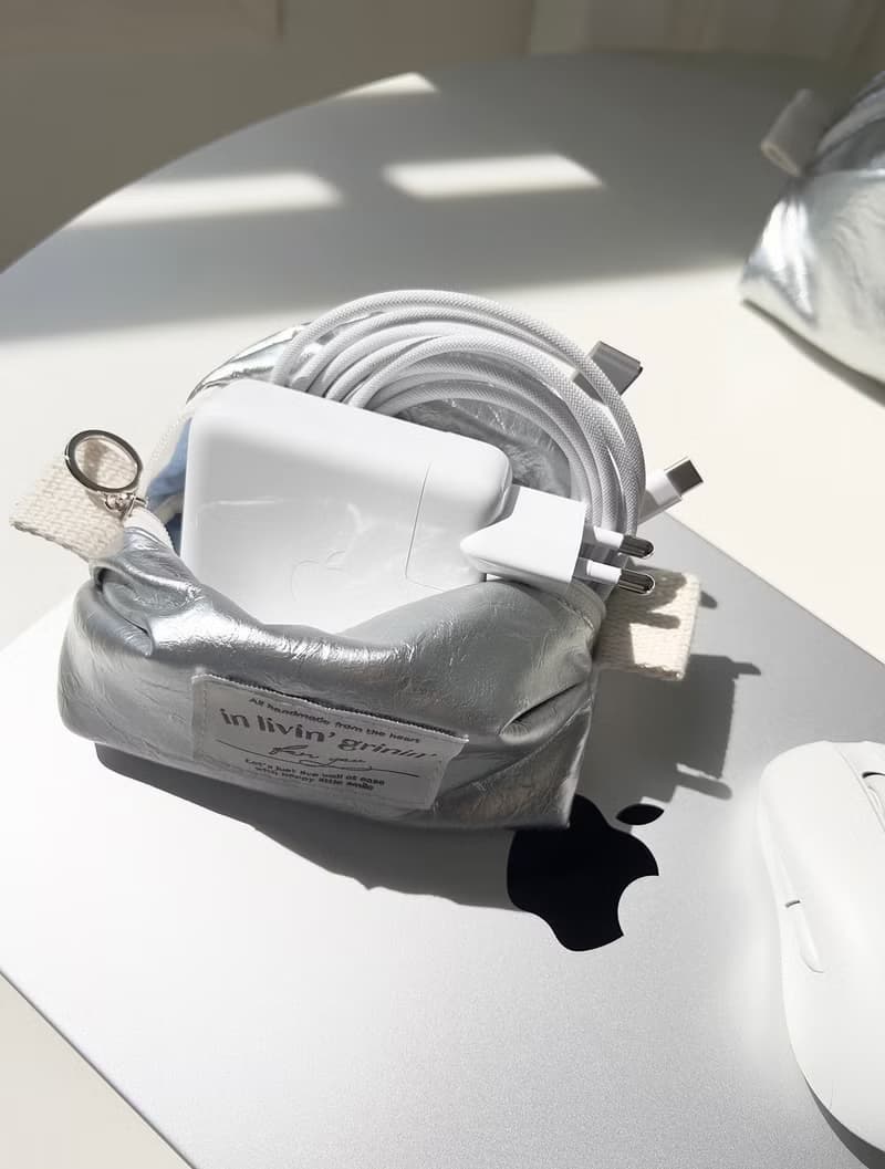 basic silver pouch S
