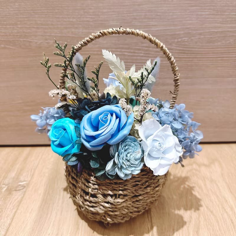永生花提籃。開幕花禮。喬遷花禮。桌花。探病花籃。入厝花禮
