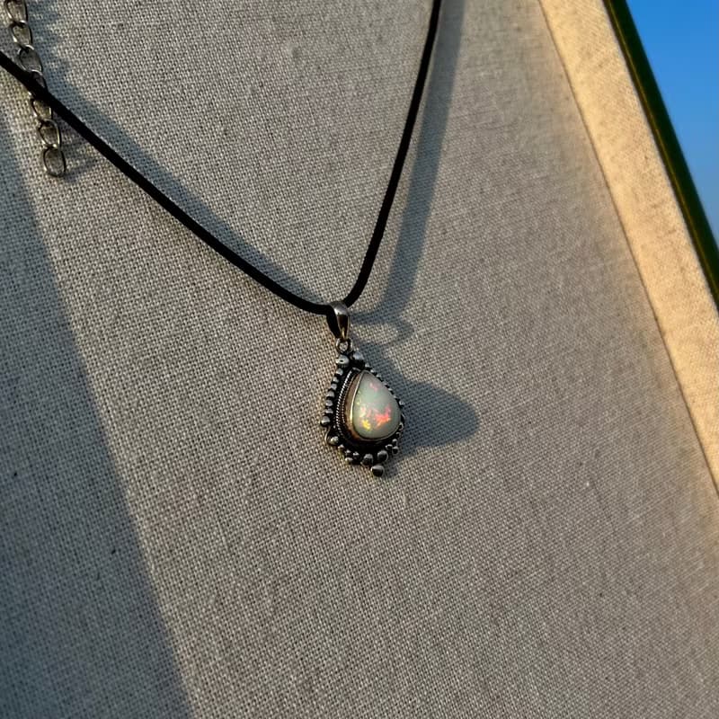 喜迎瑤 925銀 歐泊 蛋白石 水晶 天然石 項鍊 民族風 復古 Opal