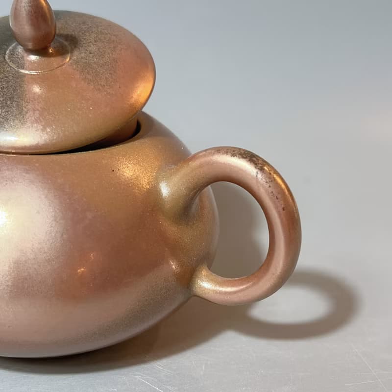 柴燒古銅金彩茶壺 / 蓋鈕藍光 / 小平凡手作