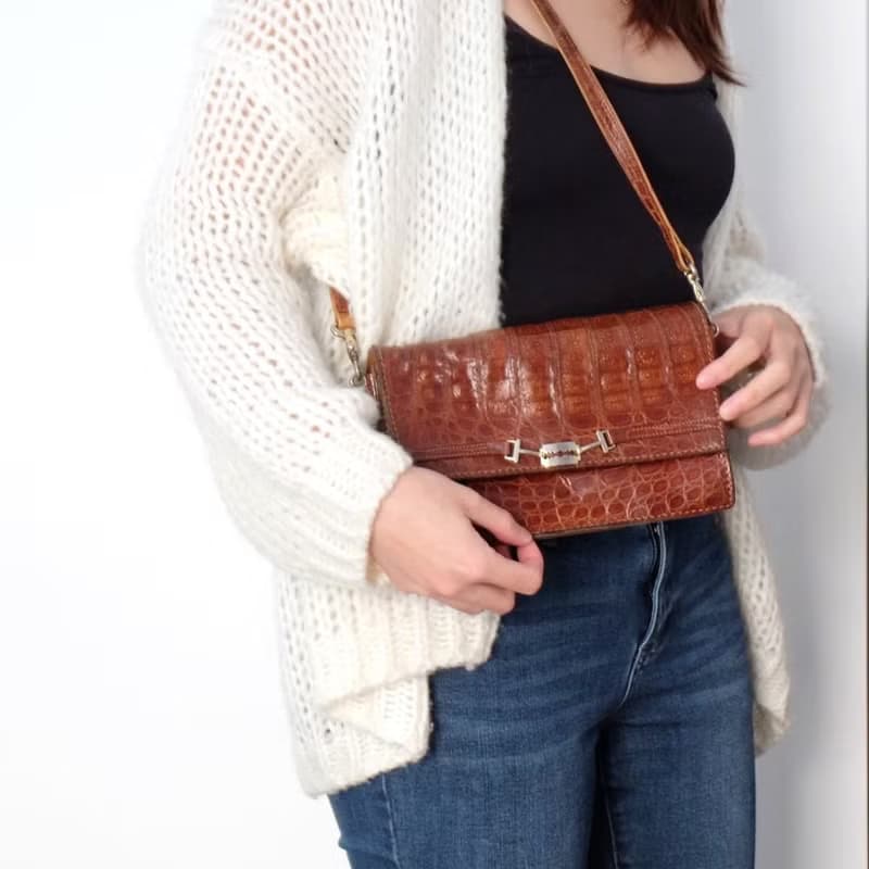 法國復古淺啡色鱷魚皮袋