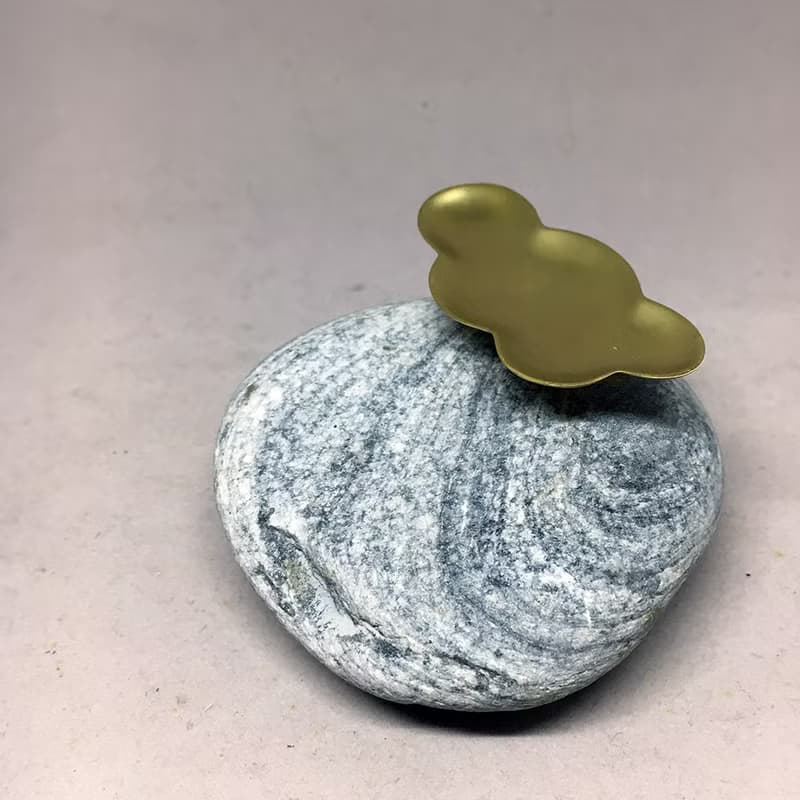 香道/薰香座~雲起石(D款小)~黃銅搭石頭的質感,手作的詩玩味上市!