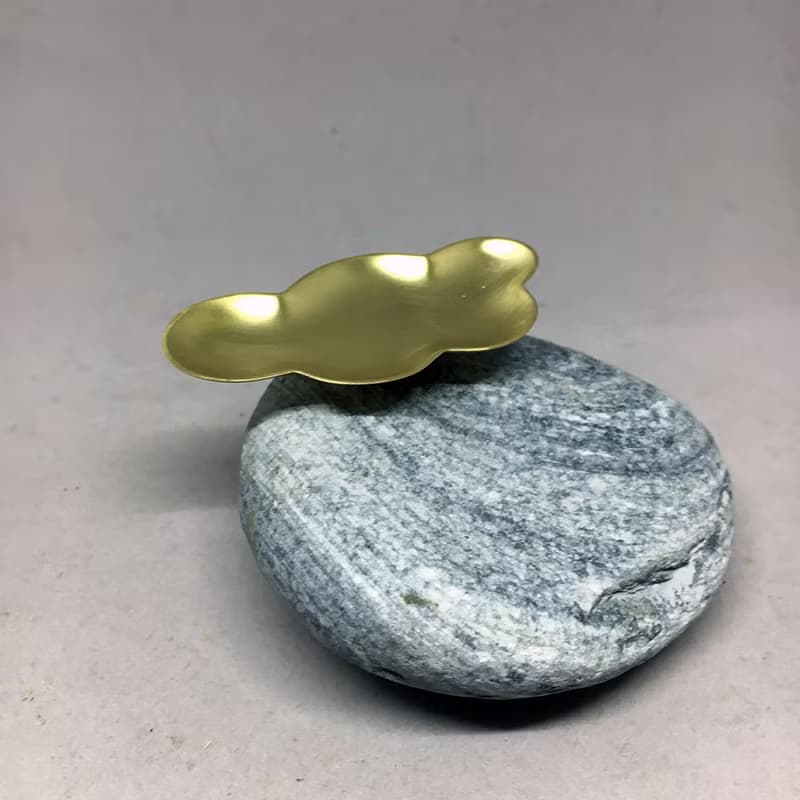 香道/薰香座~雲起石(D款小)~黃銅搭石頭的質感,手作的詩玩味上市!