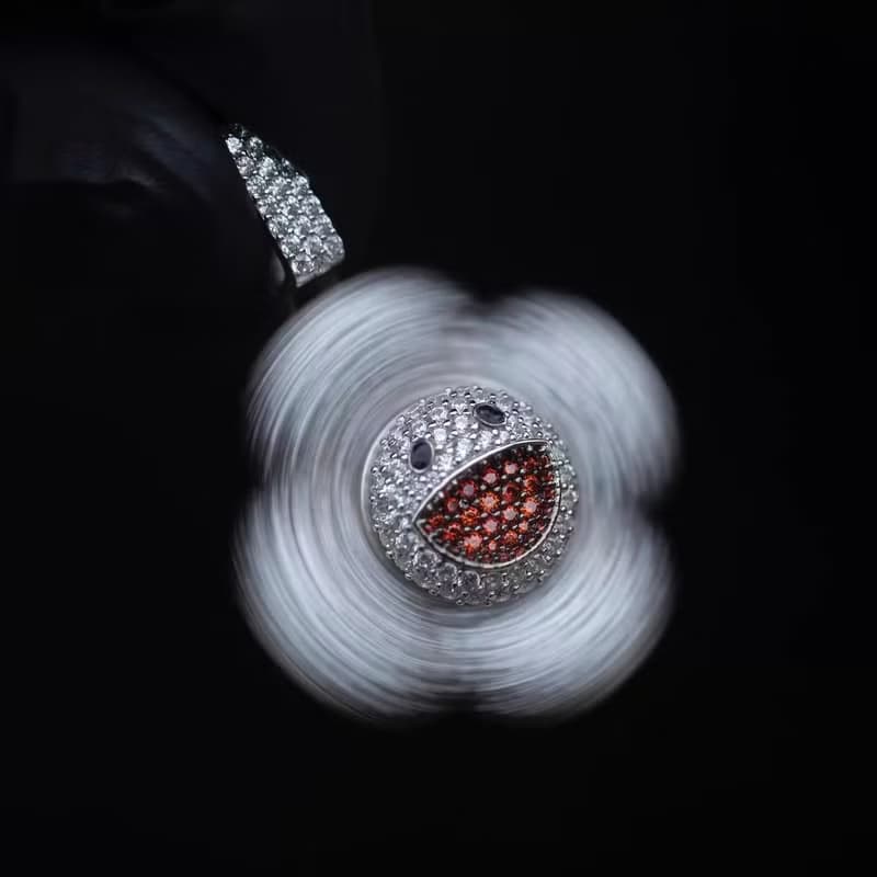 大嘴笑臉四頁草旋轉吊墜 925純銀
