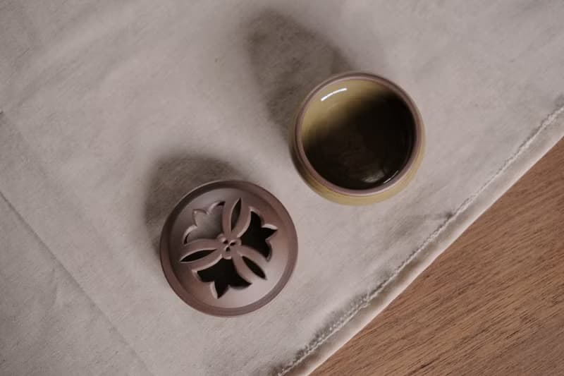 香爐 l 青瓷 刻花小香爐