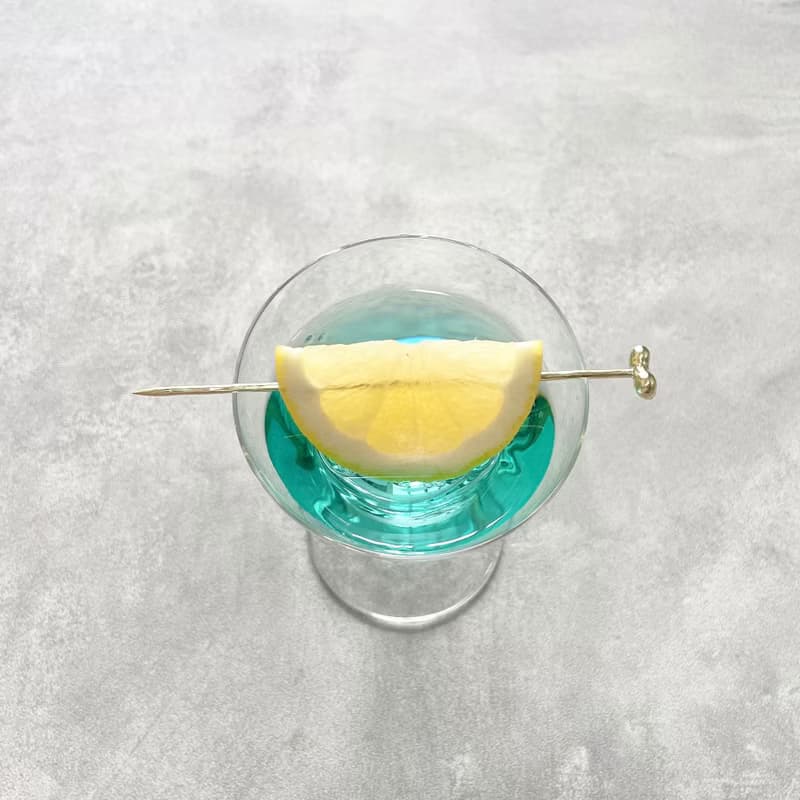 真鍮ビーズのカクテルピン