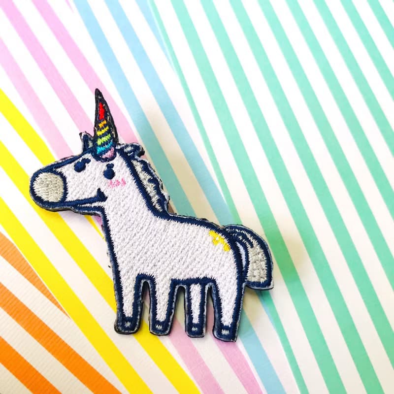 刺繡別針 繡布燙 -彩虹獨角獸 最獨一無二的你