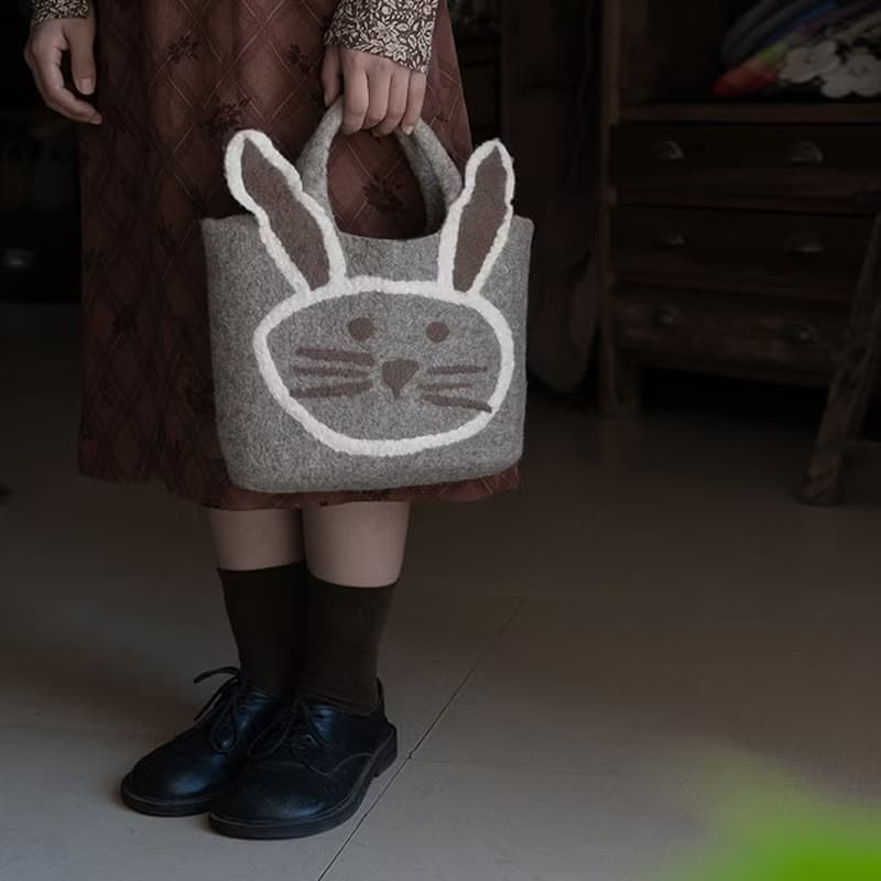 軻人羊毛氈手工兔子手提包手腕包女包可愛兔年禮物日系文藝小清新