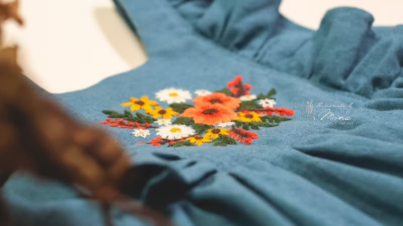 Handmade by Mina【寶寶手工刺繡荷葉洋裝套裝】贈禮盒 彌月禮