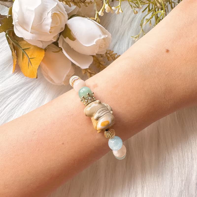 黃灰色 卡皮巴拉的奇幻奶油花園 卡皮巴拉手鍊 天然石摩根石手串