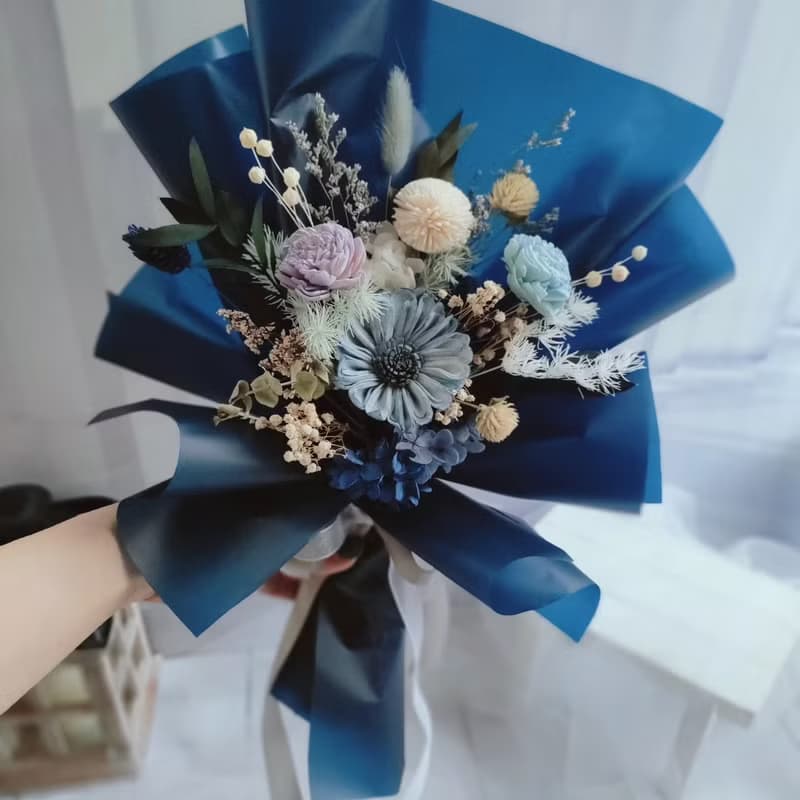 韓式花束-靜謐藍 索拉永生乾燥擴香花束畢業 老師禮物