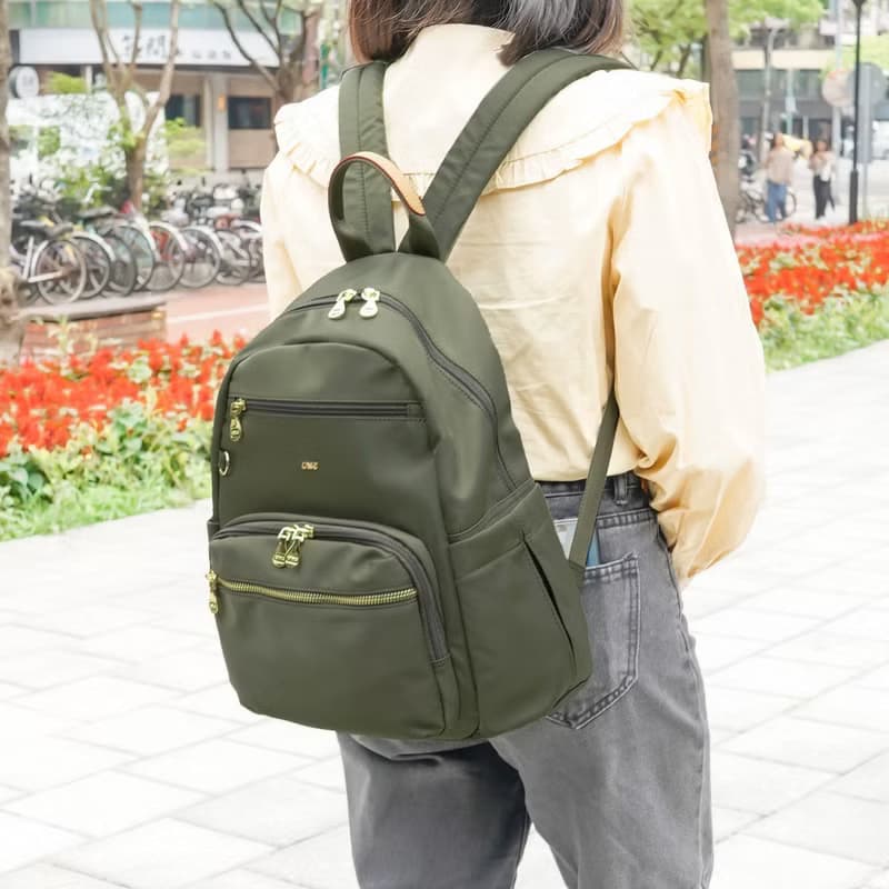 必buy寬側袋旅行休閒後背包03531(經典綠)