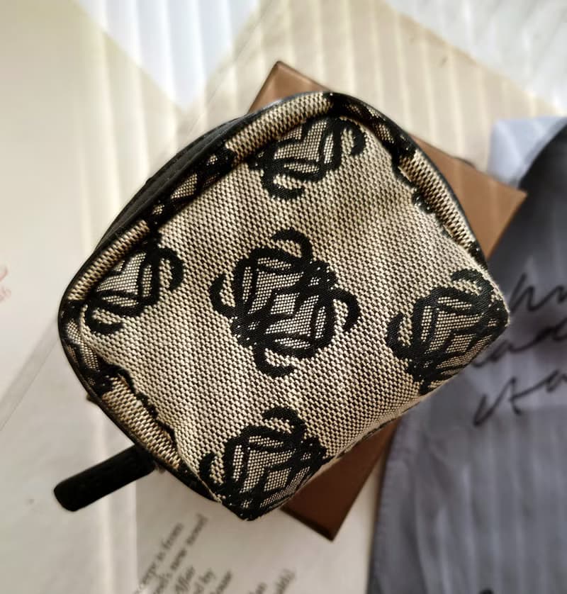 中古美品 帶盒 Loewe 老花收納小錢包零錢包銀包短夾零錢包散紙包