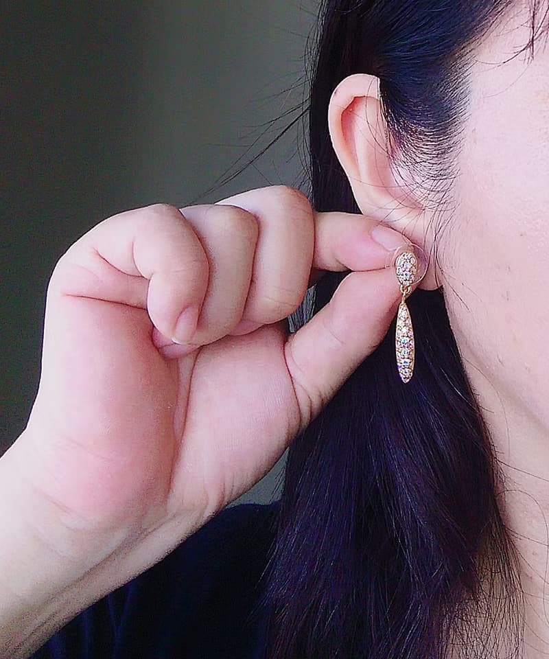 Vintage Jewelry 西洋古董飾品 SWAROVSKI 簡約垂墜  針式耳環