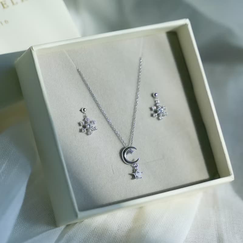 925純銀單鑽雪花耳環耳夾 星月項鍊禮盒