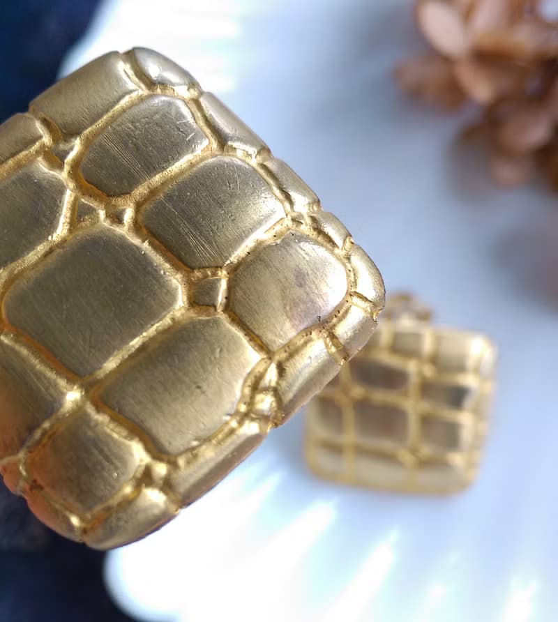 Vintage Jewelry 西洋古董飾品 Donald Stannard  皮紋 夾式耳環