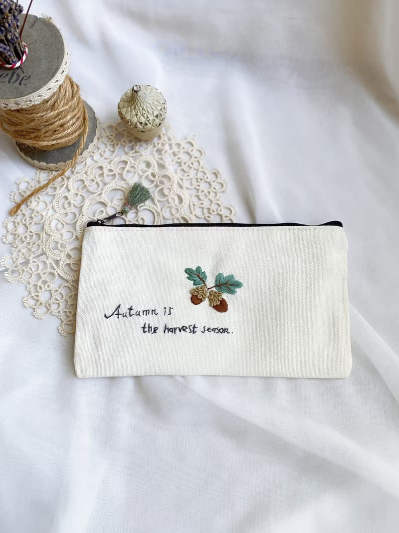 【芳小姐手作】刺繡布作 拉鍊收納包 聖誕節 新年禮物