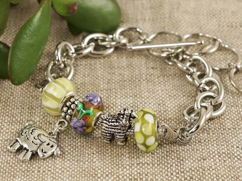 Sheep Aries Olive Lampwork Glass Large Silver Chain Euro Charm Bracelet Jewelry