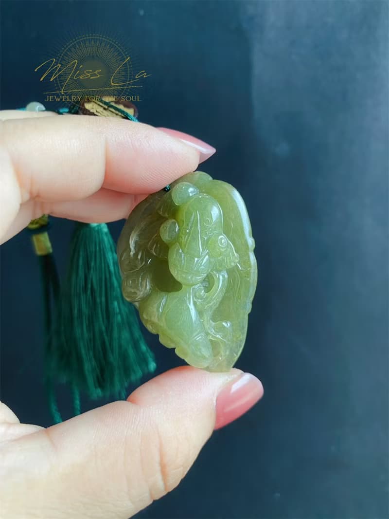 天然緬甸玉 翡翠 翹色巧雕 老油青 如意 三腳金蟾 招財進寶 包掛